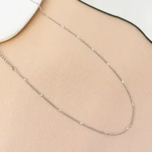 Colar Choker Fininha com Detalhes de Chapinha na Corrente - Ródio Branco