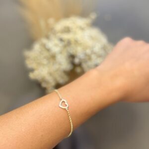 Pulseira com Coração Vazado 17cm - Dourado