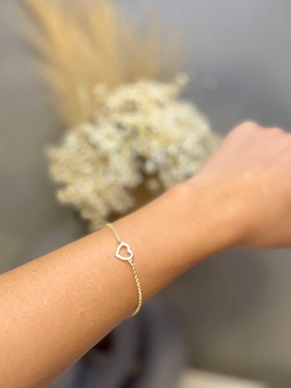 Pulseira com Coração Vazado 17cm - Dourado