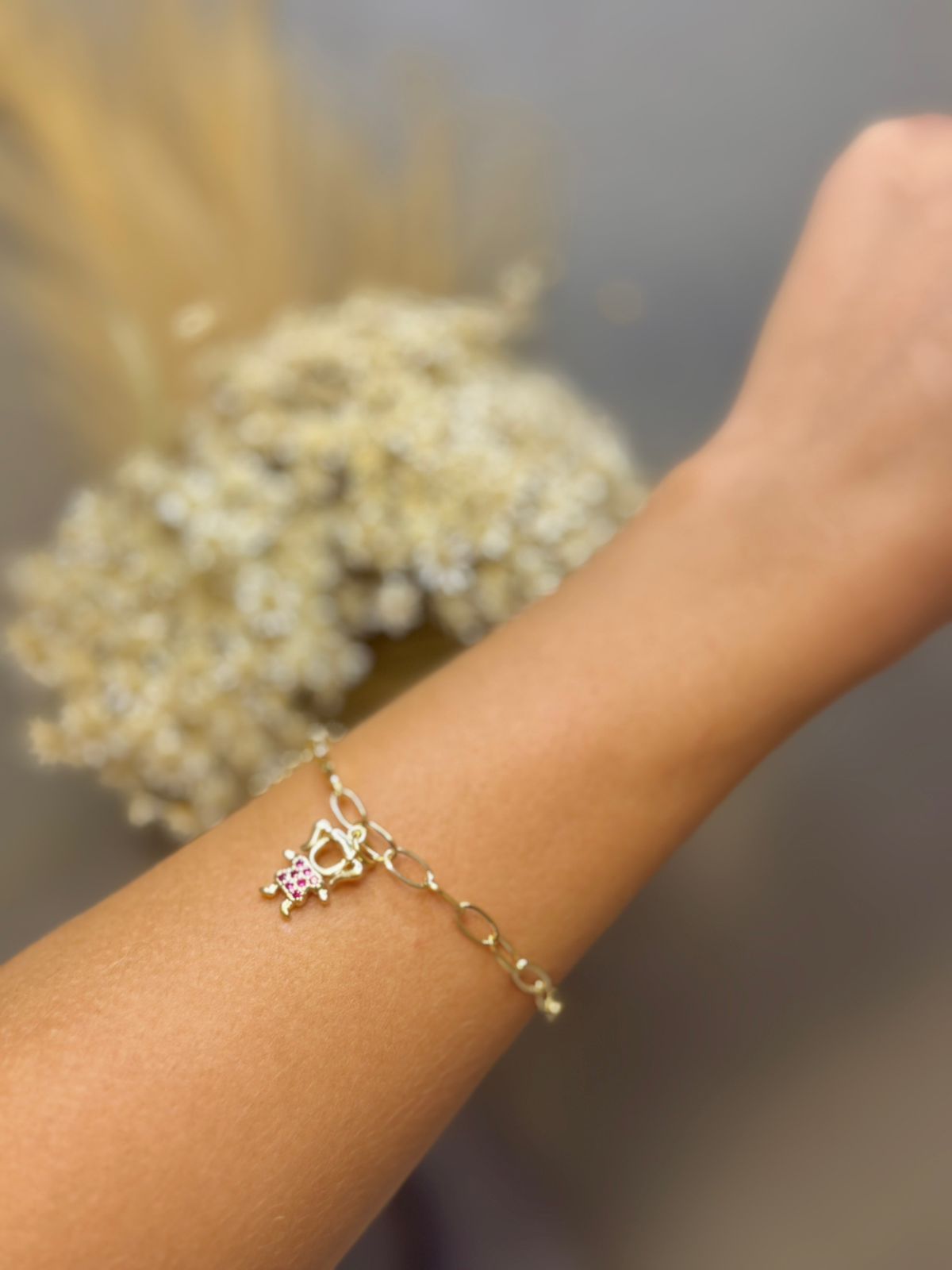 Pulseira Menina Cravejada com Micro Zircônias Rosa - Dourado