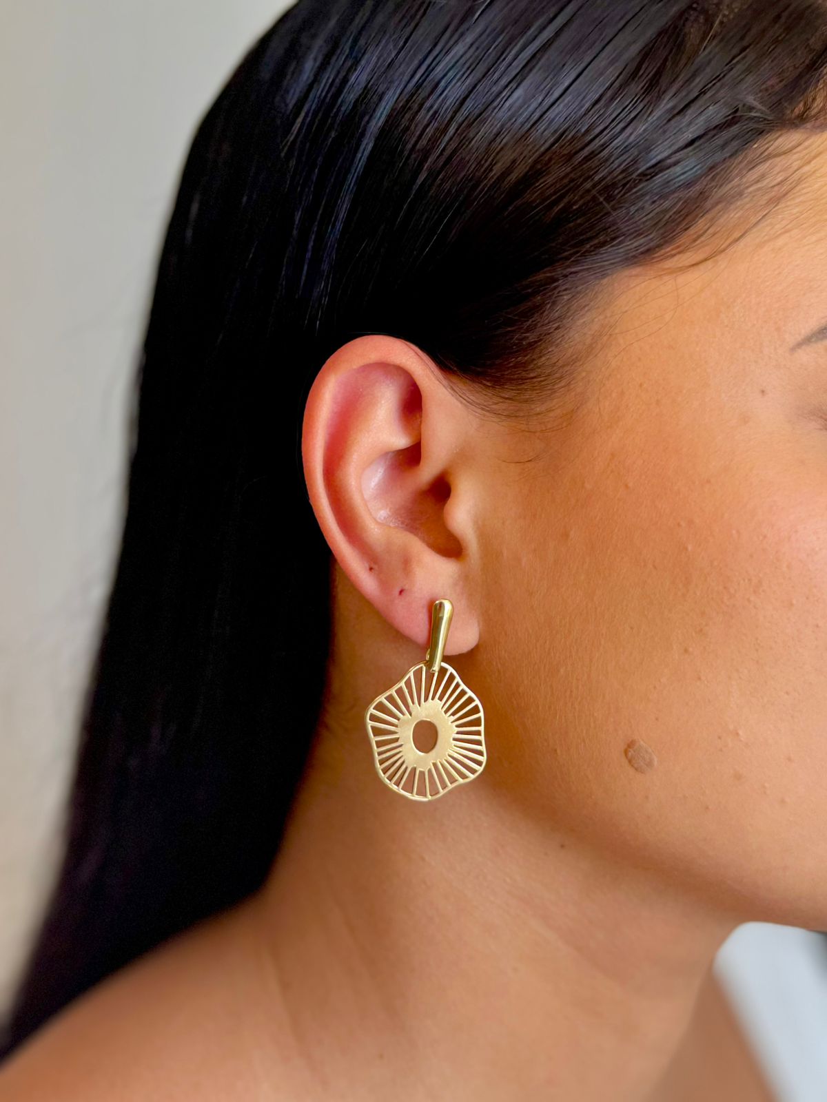 Brinco Mandala Vazada - Dourado