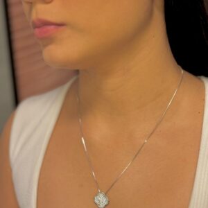 Conjunto Inspiração Trevo Cravejado com Contorno Detalhado 50cm - Ródio Branco