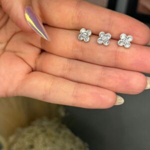 Trio de Brincos Trevo Com Micro Zircônias - Ródio Branco