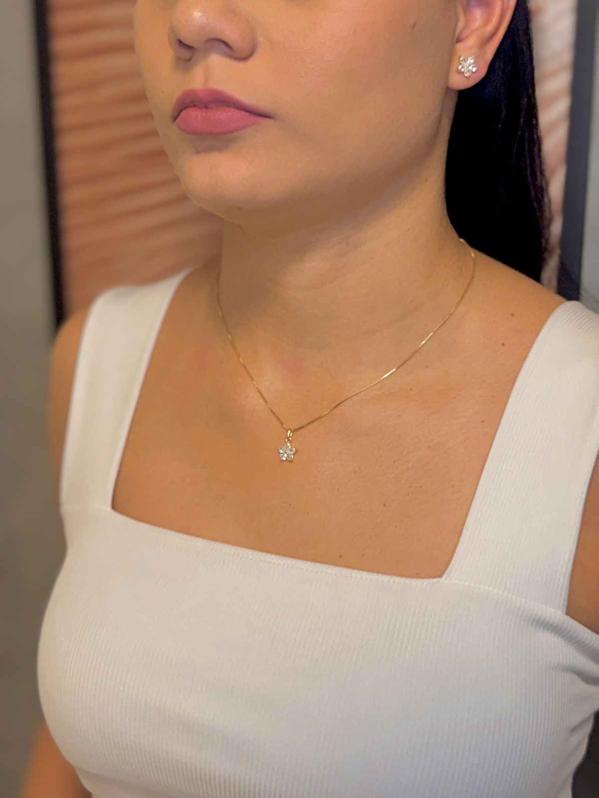 Conjunto Flor em Zircônias 45cm - Dourado