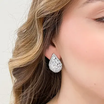 Brinco Gota Cravejada com Mix de Zircônias - Ródio Branco