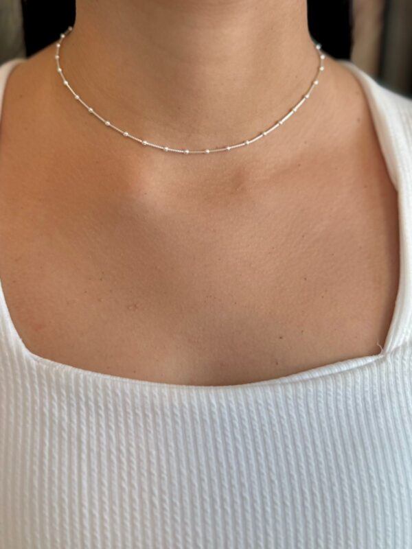 Colar Choker Bolinhas Minimalistas 35cm