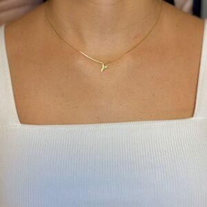 Colar Letra - Dourado