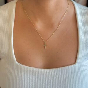 Colar Cruz em Micro Zircônias - Dourado