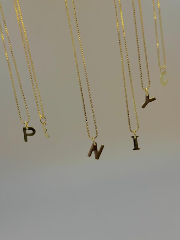 Colar Letra - Dourado - Imagem 2