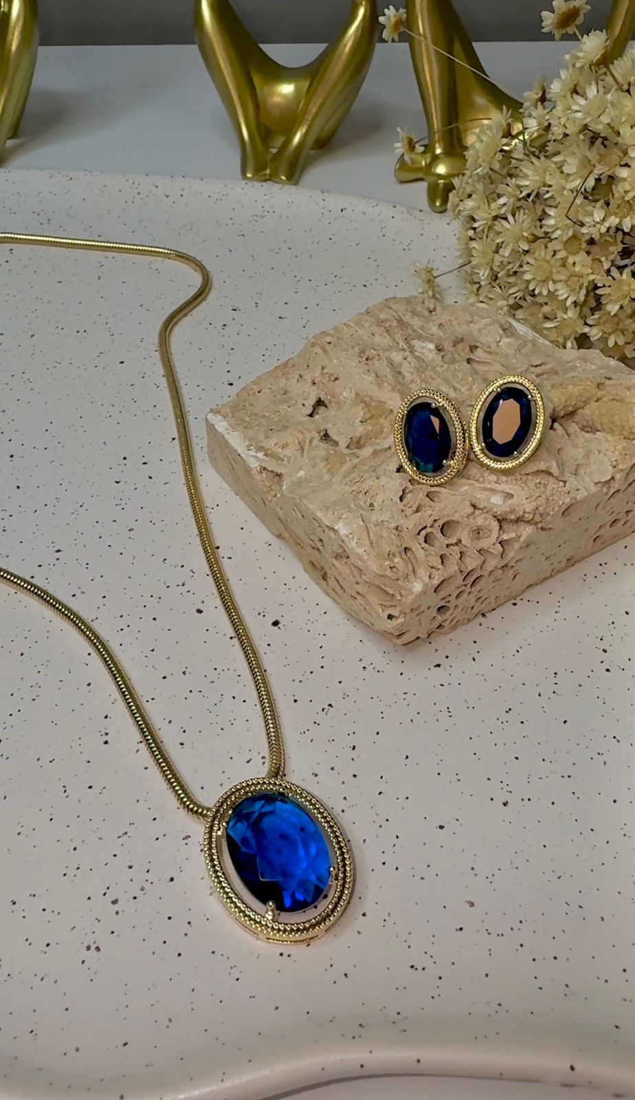 Conjunto Oval Vazado com Zircônia 50cm - Dourado